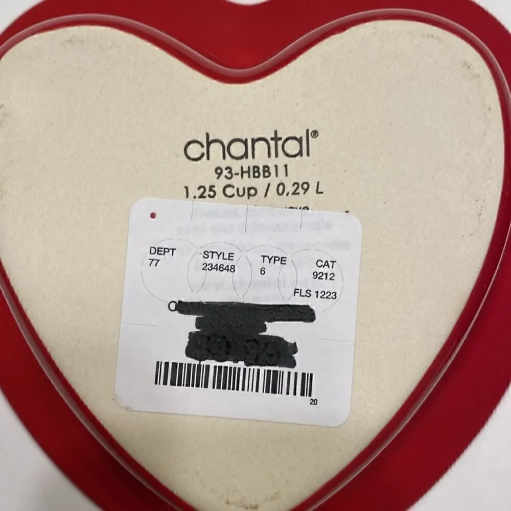 NWT Chantal Set of 2 Red Heart Valentine Baking Dishes